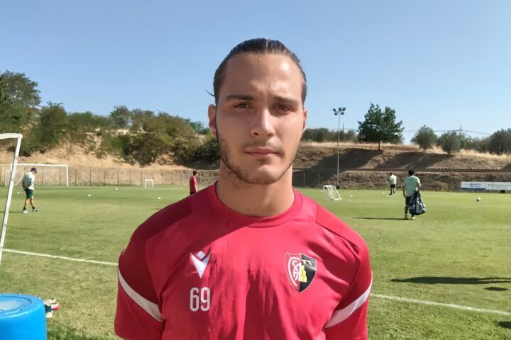 Manfredi si presenta al Montevarchi: "Pronto a far crescere la squadra"