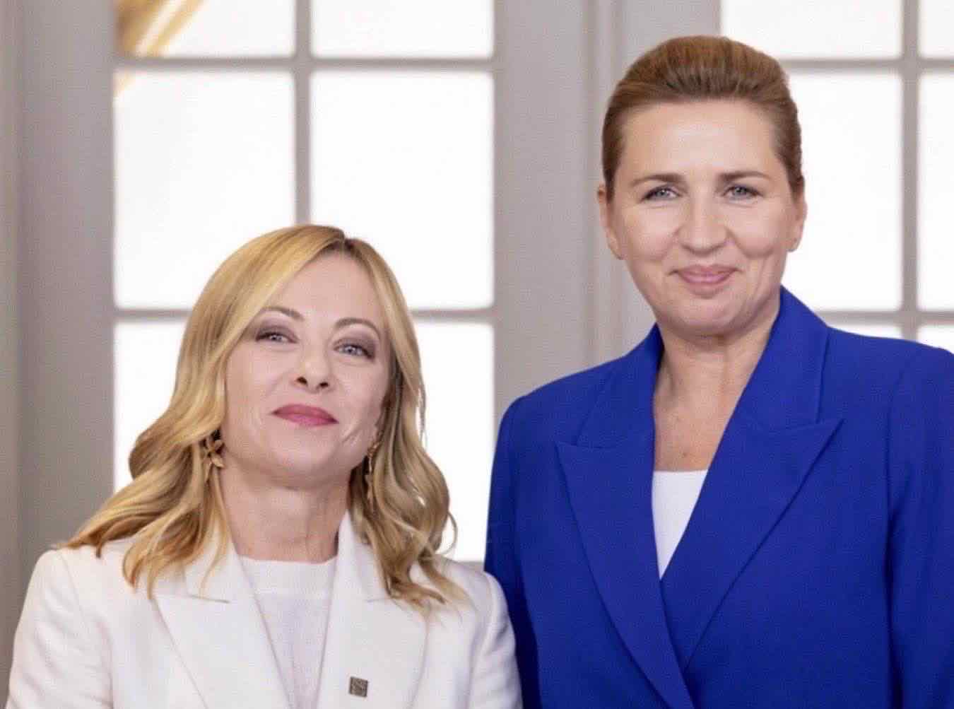 Meloni e Frederiksen: «Basta immigrazione incontrollata, servono centri per i rimpatri in Paesi terzi»