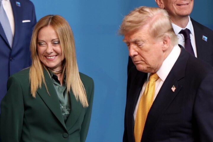 Meloni sul rapporto con Trump: «Non parlo con lui da settimane»