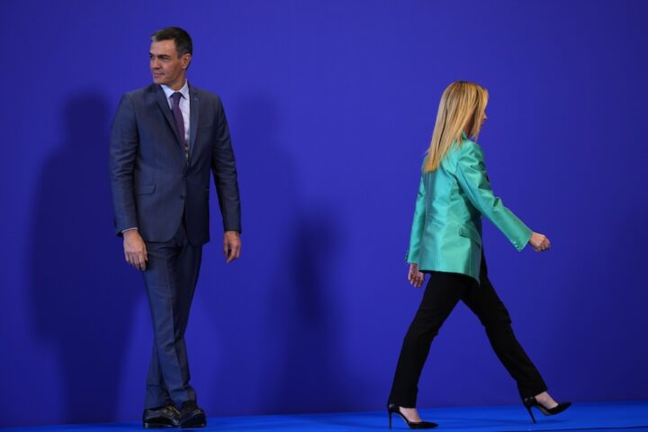 Meloni utilizza la crisi di Ceuta per attaccare le politiche migratorie spagnole di Sánchez