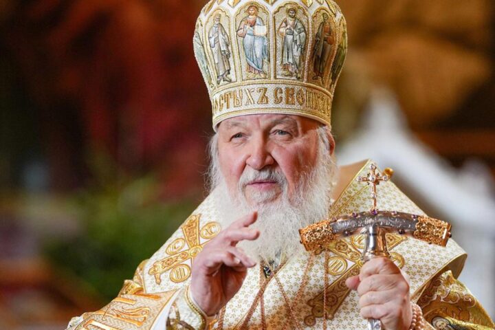 Missione del Vaticano a Mosca per promuovere dialogo e proteggere civili in Ucraina