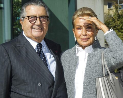 Morta Silvia Monti, ex attrice e moglie di Carlo De Benedetti all'età di 80 anni