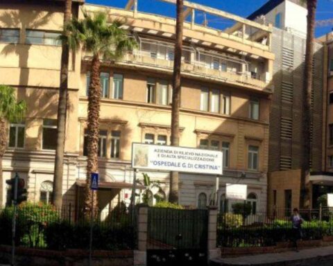 Morte di Anna per difterite, la madre accusa i medici di Palermo di incompetenza
