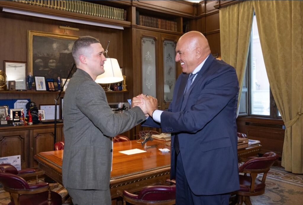 Mykhailo Fedorov, ex ministro della Difesa ucraino, diventa consulente per l'innovazione del ministro Crosetto