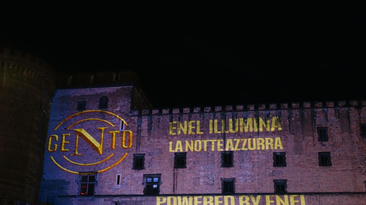 'Napoli 100', Enel celebra il centenario della SSC Napoli con uno spettacolo di luci in Piazza del Plebiscito