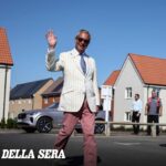 Nigel Farage riconquista il seggio a Clacton, ma affronta indagini finanziarie