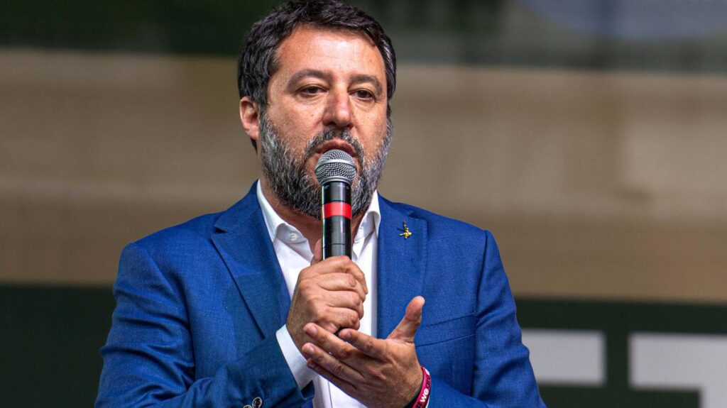 Nuovo codice della strada: il futuro della patente a 17 anni e multe progressive in Italia
