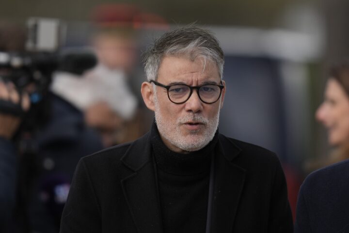 Olivier Faure annuncia ufficialmente la sua candidatura per le presidenziali del 2027 in Francia