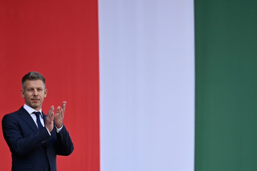 Péter Magyar, primo ministro ungherese, avvia riforme contro l'eredità di Orbán
