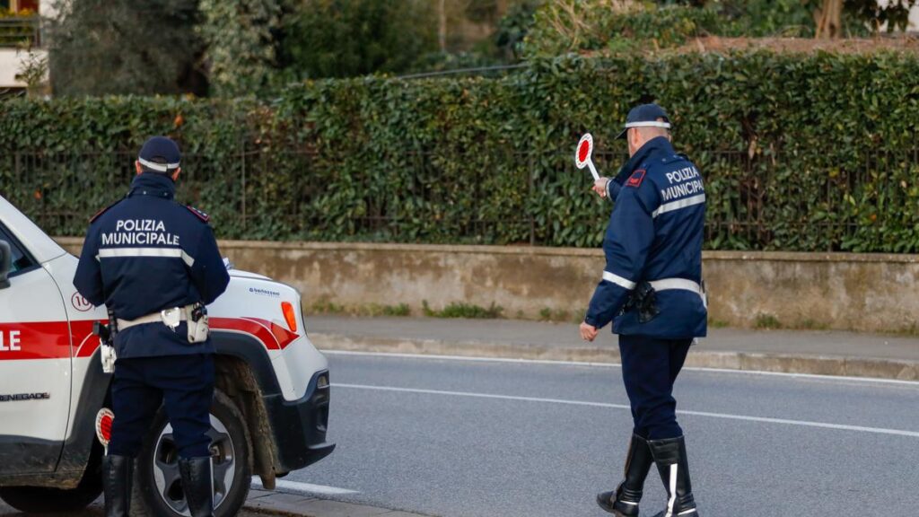 Rivoluzione nel Codice della strada: patente a 17 anni e multe più proporzionate in arrivo