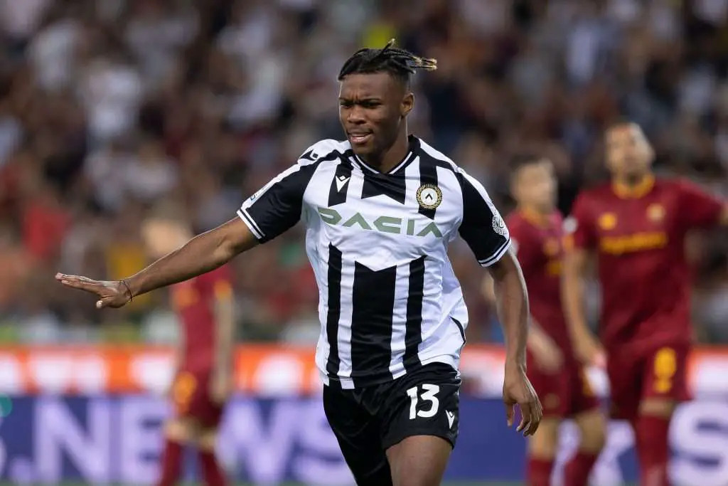 Roma in trattativa con il Tottenham per Destiny Udogie, ma l'affare si preannuncia complesso