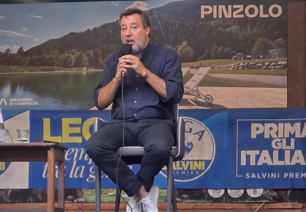 Salvini si apre a un 'direttorio' per la Lega e critica la Germania sui migranti