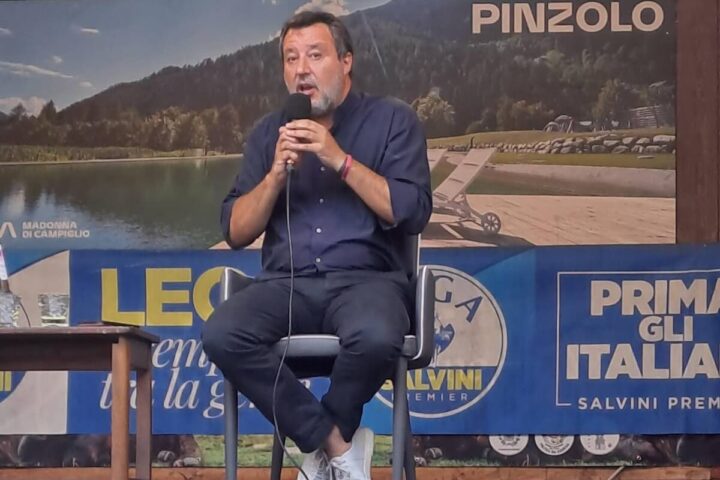 Salvini si apre a un 'direttorio' per la Lega e critica la Germania sui migranti