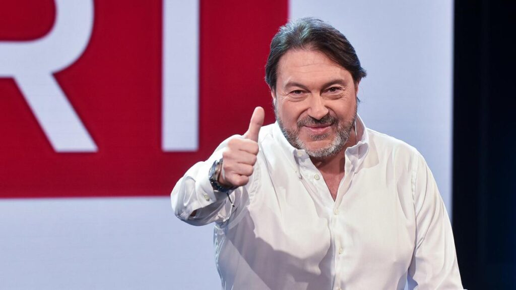 Sigfrido Ranucci prosegue il lavoro su Report, decisione Rai attesa dopo Ferragosto