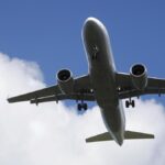 Tumore al seno riconosciuto come malattia professionale: storica sentenza in Francia per un'assistente di volo