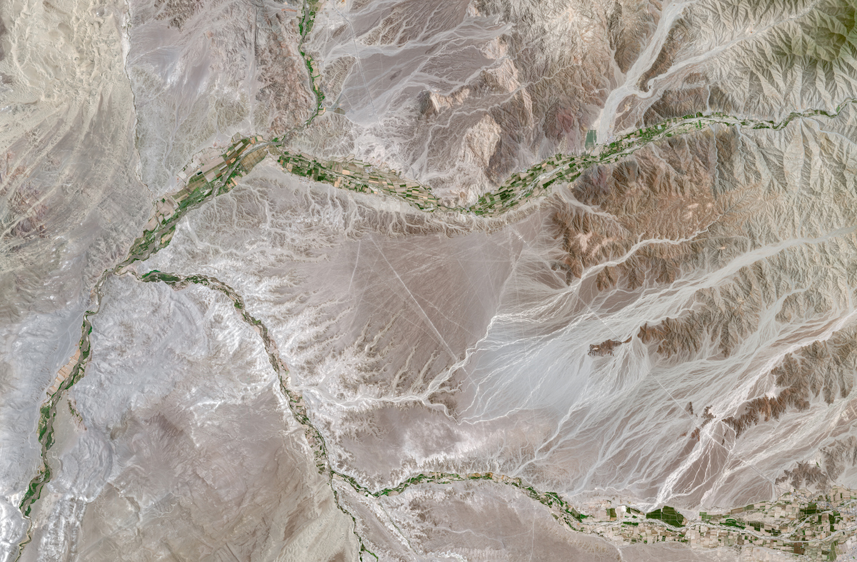 Un aereo turistico si schianta sulle Linee di Nazca: 7 italiani tra le 13 vittime