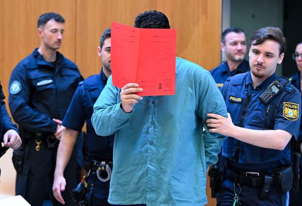 Un uomo afghano condannato all’ergastolo per un attacco mortale a Monaco di Baviera nel 2025