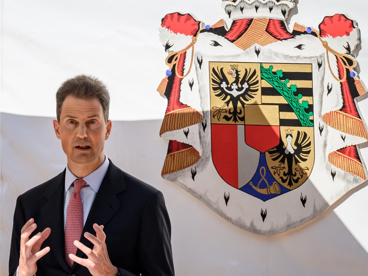 Un'importante cambiamento nella successione al trono del Liechtenstein e le critiche alla legge imperiale giapponese