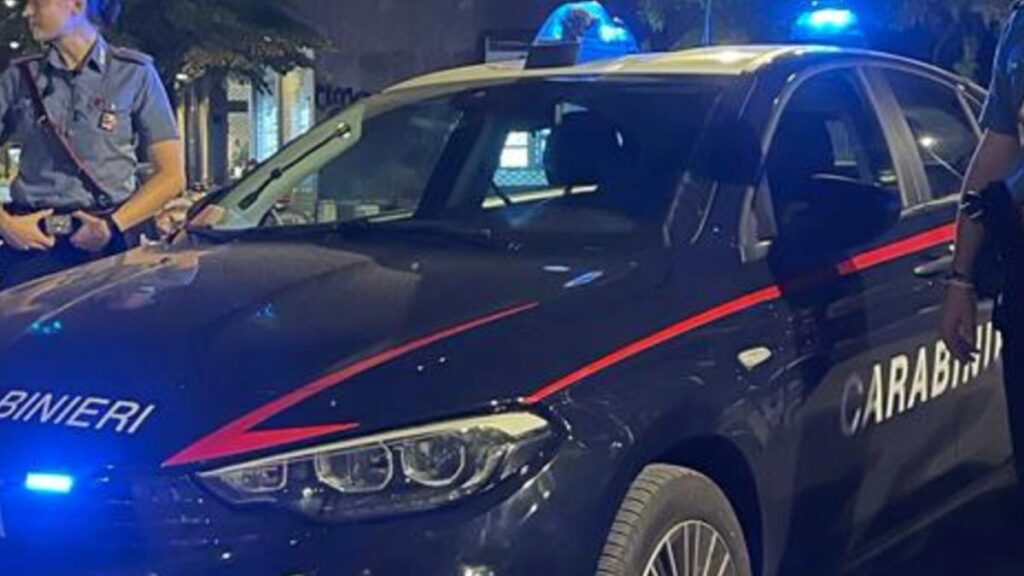 Uomo spara alla compagna e scappa armato: ricerca in corso a Molini di Triora