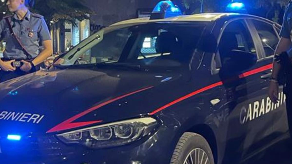 Uomo spara alla compagna e scappa armato: ricerca in corso a Molini di Triora