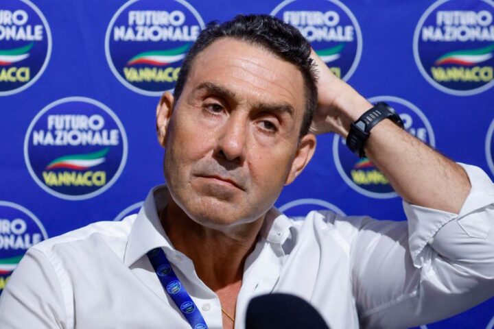 Vannacci avverte del «circolo vizioso» dei nuovi italiani che votano, mentre il programma di Futuro Nazionale lo favorisce