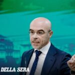 Vox: «Meloni agisce correttamente chiudendo i confini con la Spagna»