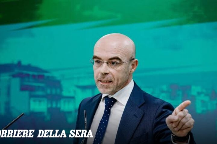 Vox: «Meloni agisce correttamente chiudendo i confini con la Spagna»