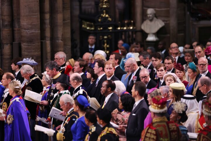 William affronta il ritorno di Harry in Regno Unito: una situazione delicata per la monarchia