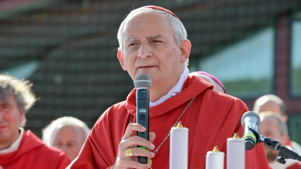 Zuppi chiama alla ricostruzione della comunità ad Amatrice, Della Valle promette nuovi posti di lavoro