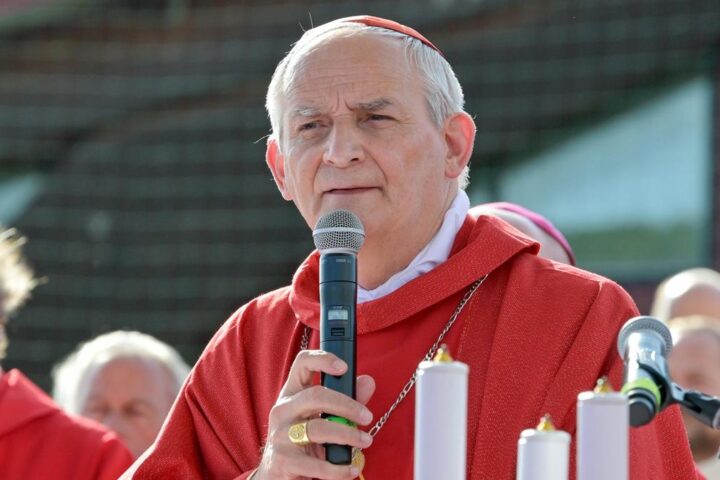 Zuppi chiama alla ricostruzione della comunità ad Amatrice, Della Valle promette nuovi posti di lavoro