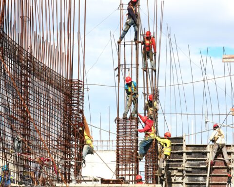 Edilizia residenziale in crisi in Russia: le costruzioni individuali crollano del 23,5%