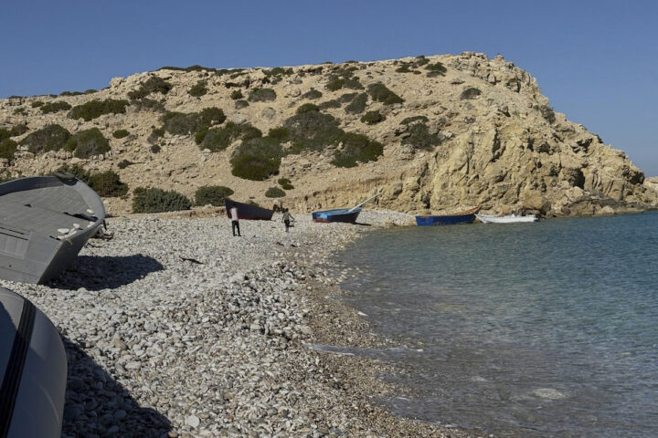 Affondamento di un barcone con 77 migranti al largo di Gavdos: un morto e 25 dispersi