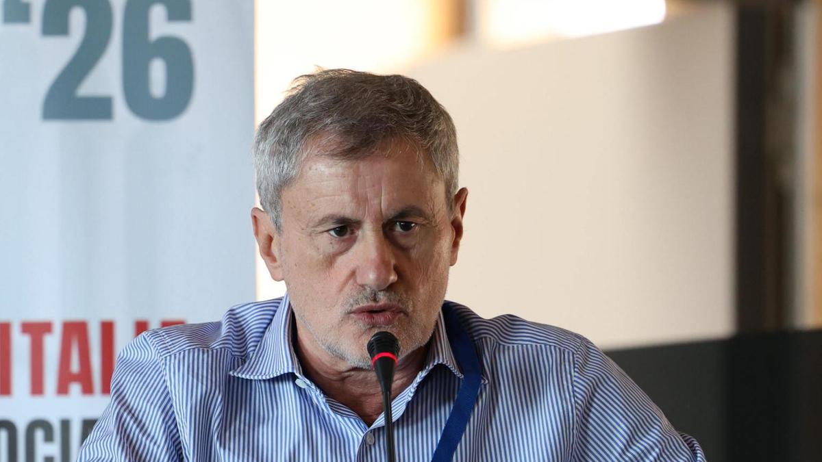 Alemanno invita Meloni a contattare Vannacci per un'alleanza politica
