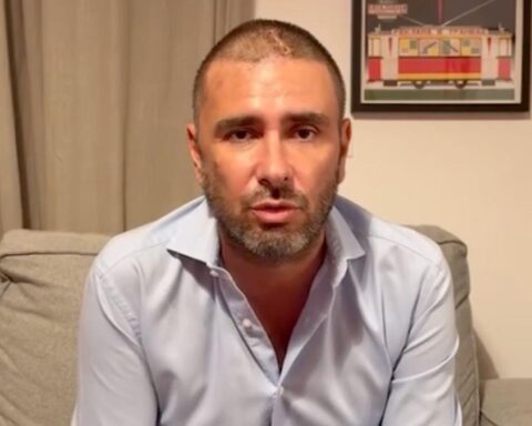 Alessandro Di Battista annuncia di avere un tumore al cervello e rifiuta la retorica dell'eroe