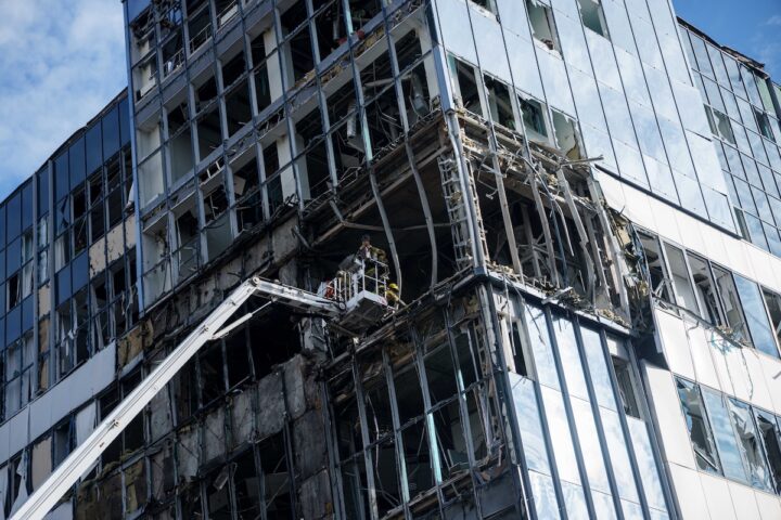 Attacchi russi a data center in Ucraina interrompono i servizi internet per 100mila famiglie a Kyiv