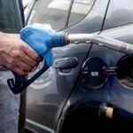 Attesa per gli aiuti mirati sul caro carburanti: il governo si prende tempo fino a settembre