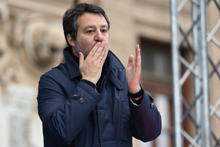 Blitz dei dissidenti contro Salvini: nasce il comitato per riappropriarsi della Lega originale