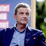 Calenda bloccato in Sicilia: «Situazione trascurata come un Paese del terzo mondo»