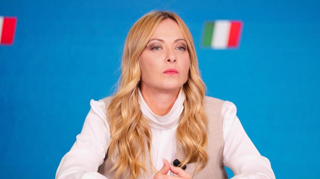 Camionisti e agricoltori in protesta: chiedono aiuti urgenti per il caro carburante