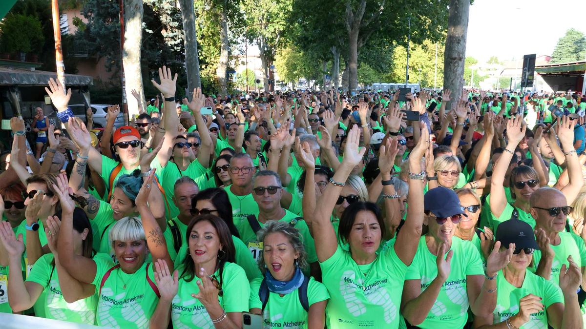 Caregiver in Italia: 12 milioni assistono familiari, ma è un'emergenza poco discussa