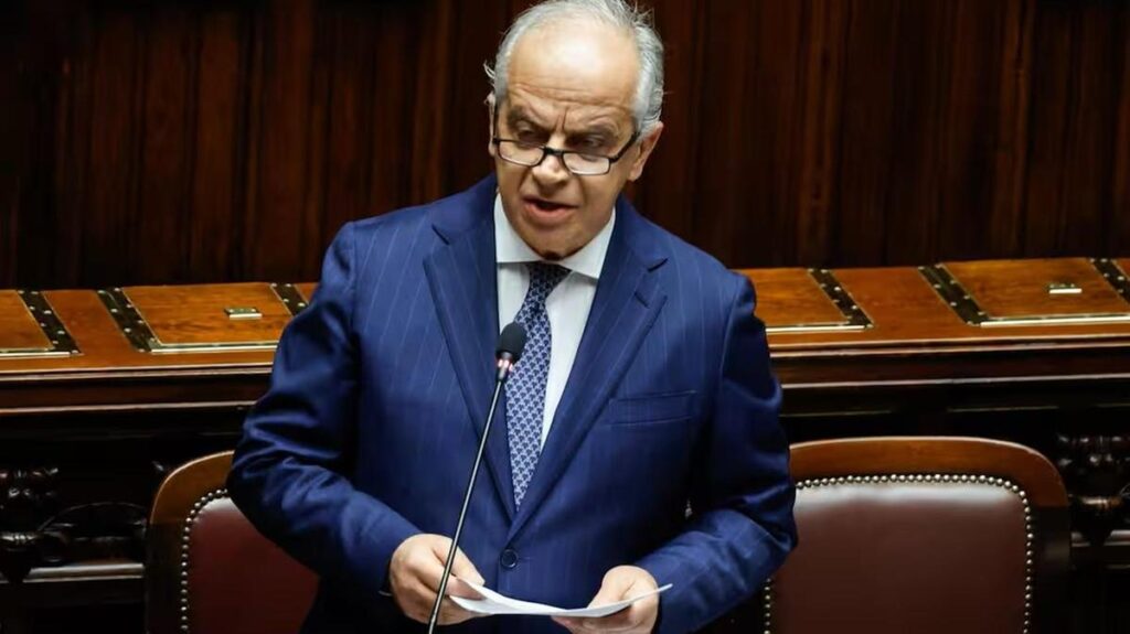 Caso di molestie a Torino, Piantedosi considera la revoca della protezione speciale per l’imputato