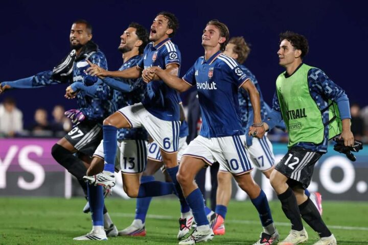Como batte il Lipsia 4-1: una vittoria storica per il calcio italiano