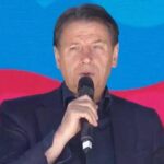 Conte critica invio di armi a Kiev e insiste su primarie M5s