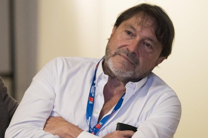 Controversia Rai: contestazione disciplinare per Sigfrido Ranucci, rischio licenziamento