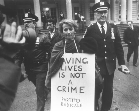 Emma Bonino: la storia dei suoi arresti e il suo impegno per i diritti civili