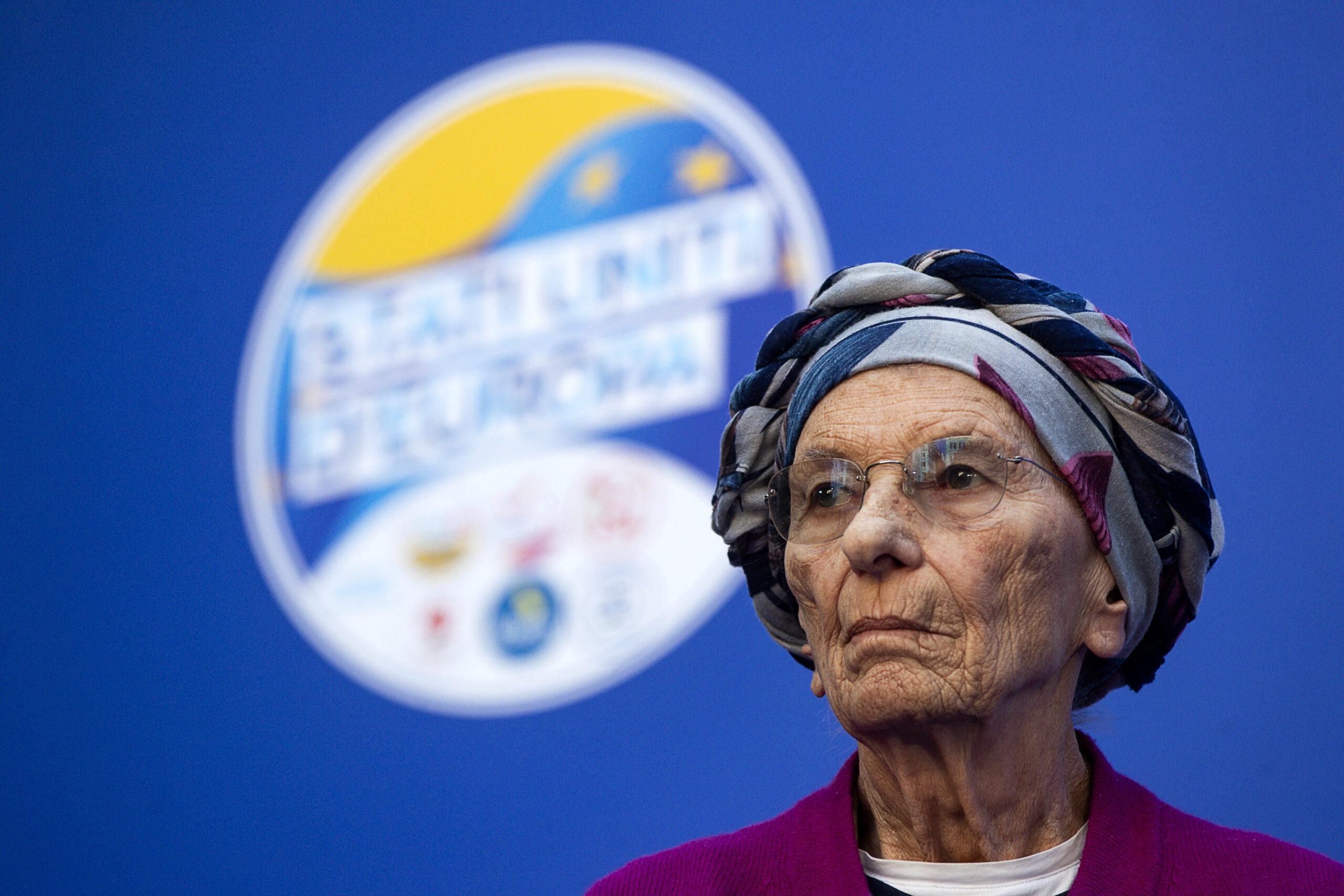 Emma Bonino trasferita in clinica privata dopo crisi respiratoria: stato di salute stabile