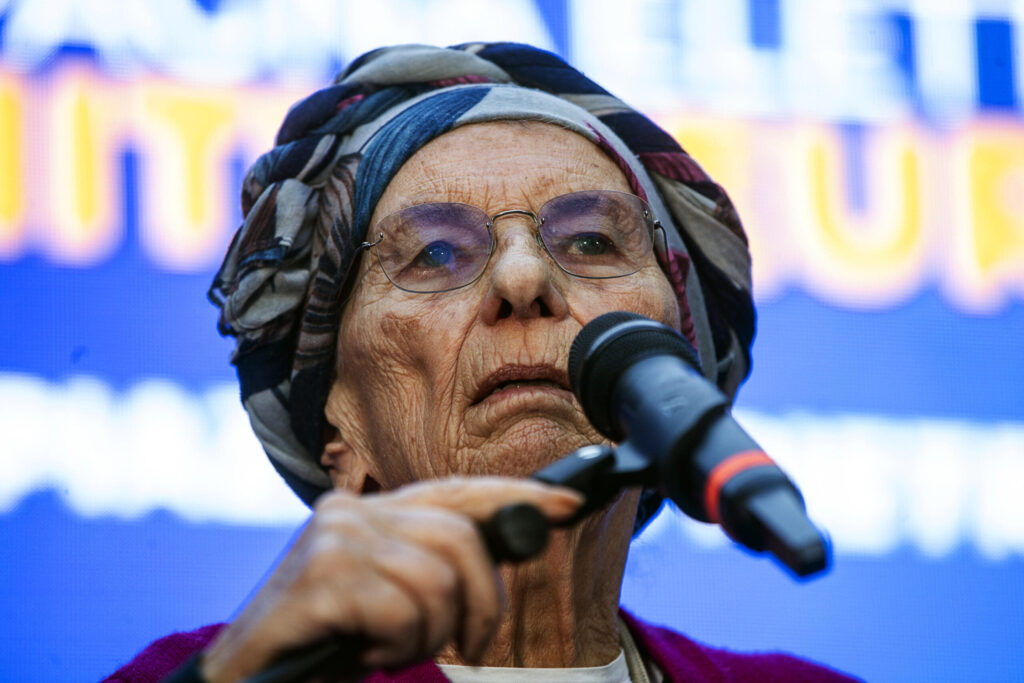 Emma Bonino trasferita in clinica privata dopo terapia intensiva, situazione rimane delicata