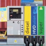 Eni introduce tetto massimo sui carburanti: benzina a 1,99 euro, gasolio a 2,19 euro