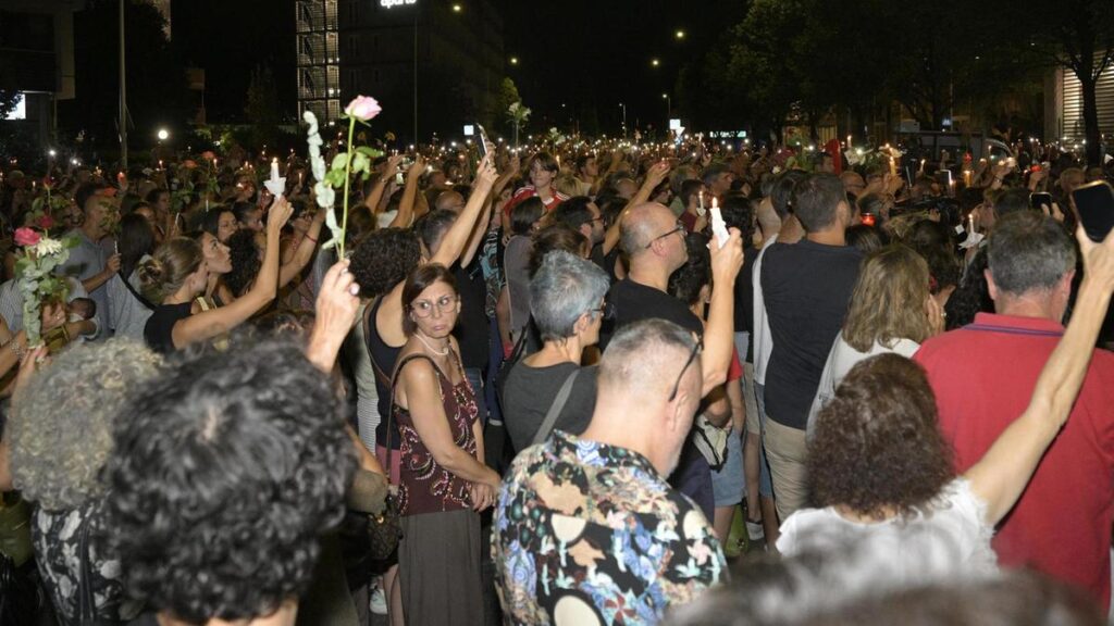Fiaccolata a Firenze per Lorena: sindache unite contro la violenza di genere