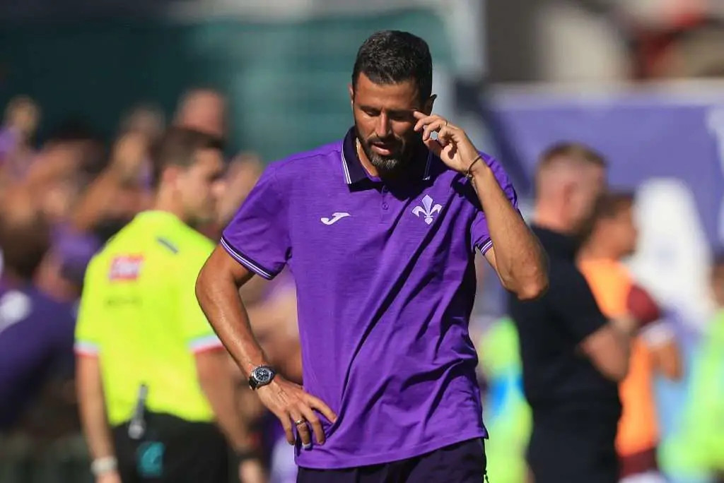 Fiorentina licenzia Fabio Grosso dopo tre mesi e richiama Paolo Vanoli nel bel mezzo di una crisi manageriale